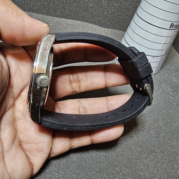 Precision By Gruen Mens Quartz Date Just Watch Working Silver Tone Blue Dial str - Picture 6 of 9